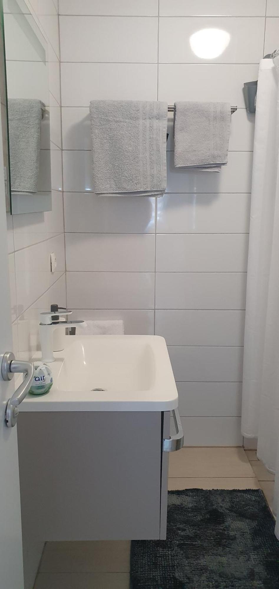 Apartmani Sara Marija Karlobag Phòng bức ảnh